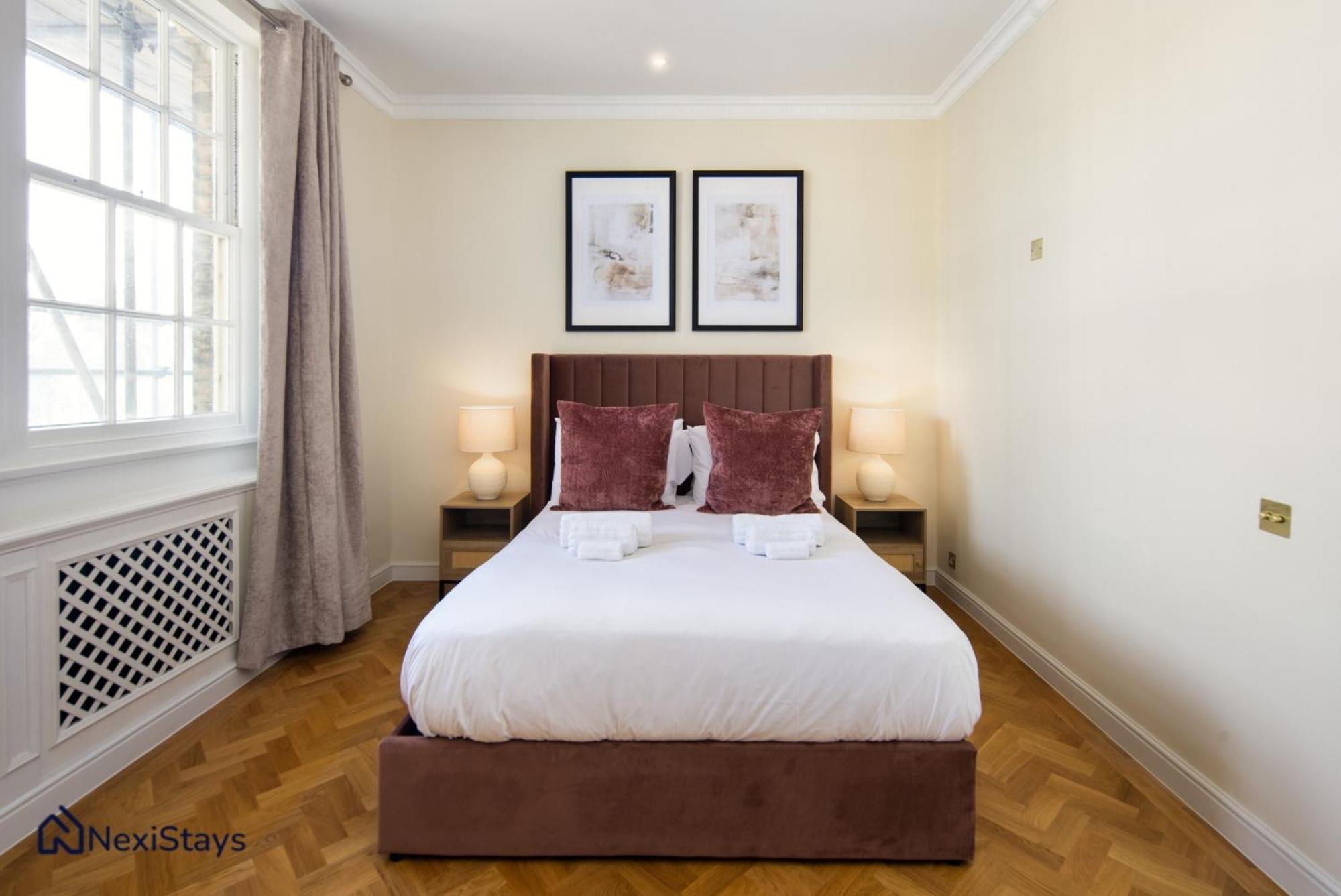 15 Mins Walk To Selfridges, Hyde Park Penthouse *